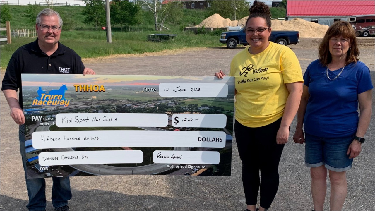 Cheque presentation to Kidsport Nova Scotia